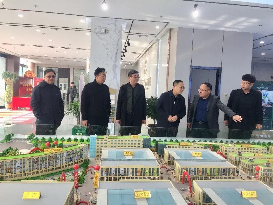 孝義市發(fā)改局主要領導一行蒞臨孝義農(nóng)產(chǎn)品大市場調(diào)研指導